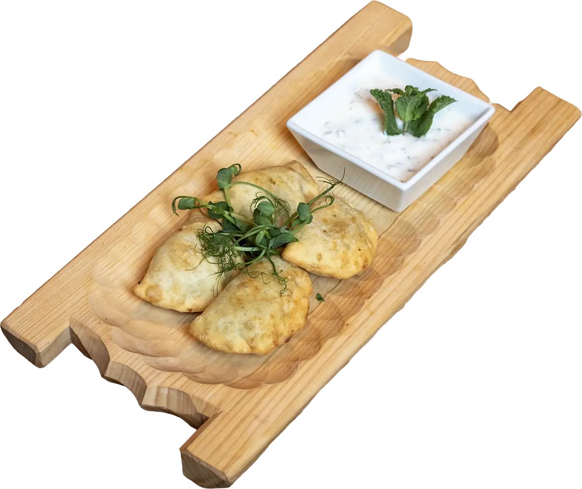 Smażone pierożki z bobem i boczkiem